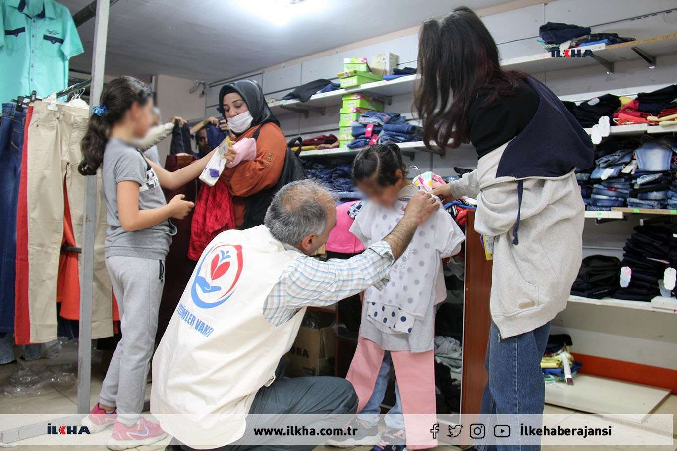 Orphans Foundation provides clothing aid to hundreds of orphans in southeastern Turkey
